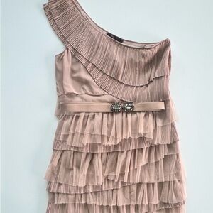 Elegant One-Shoulder Ruffle Dress